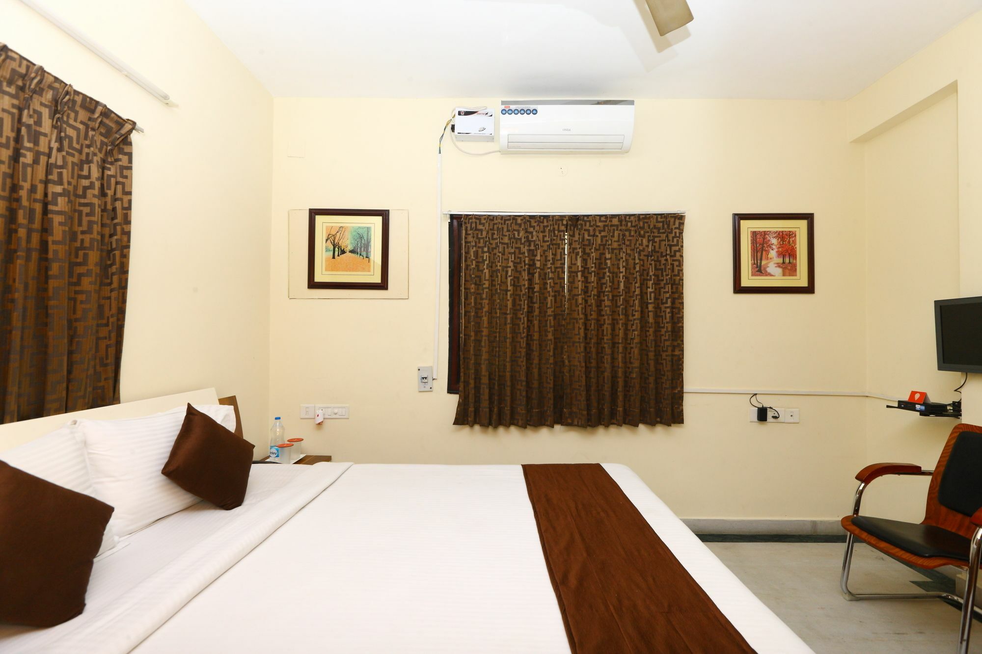 Oyo 2559 Apartment Rich Residency Chennai Exterior photo
