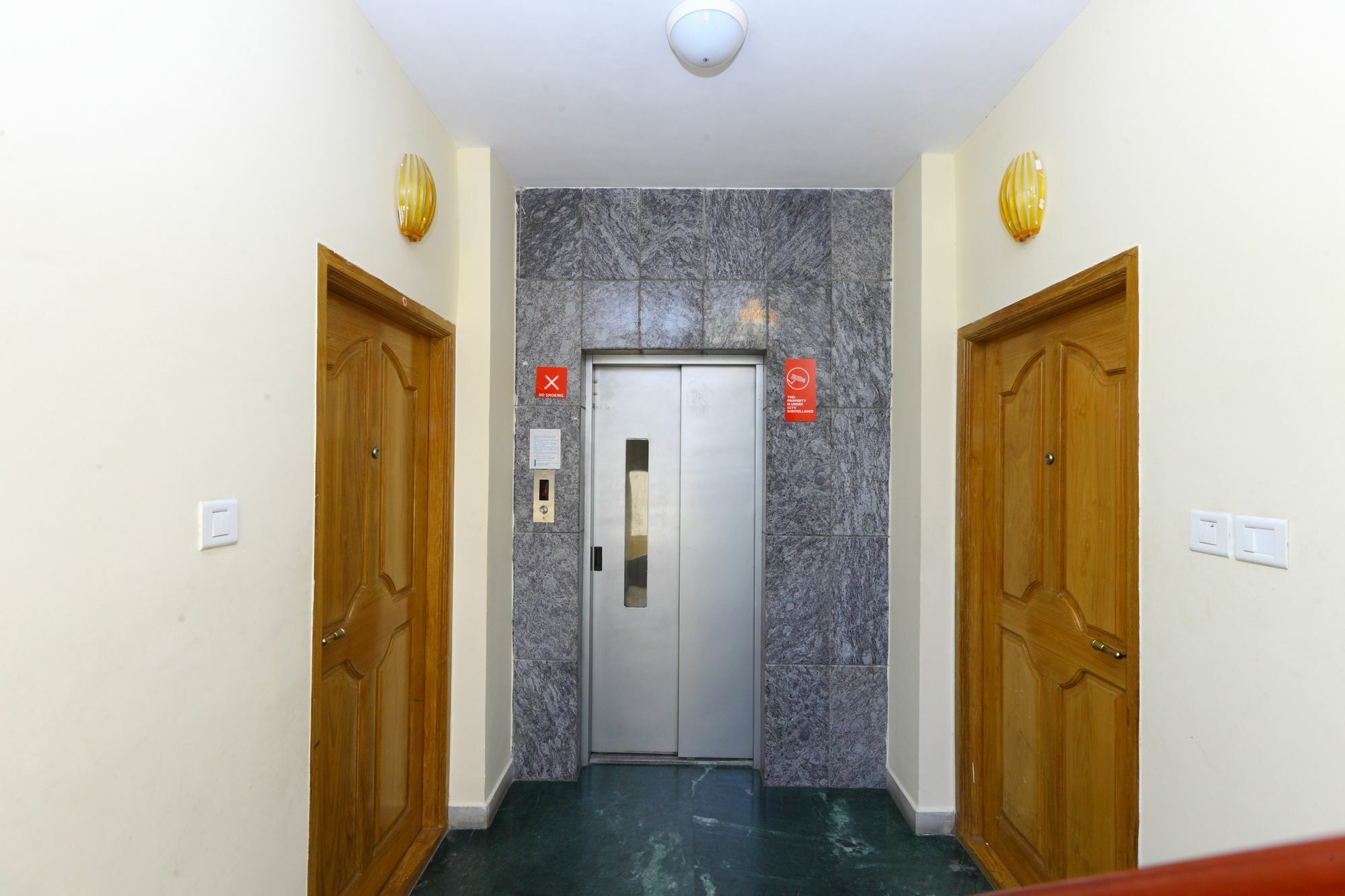 Oyo 2559 Apartment Rich Residency Chennai Exterior photo